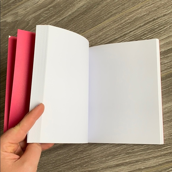 Lilly Pulitzer Notepad - Picture 8 of 10